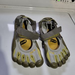 Womens Vibram Sandals